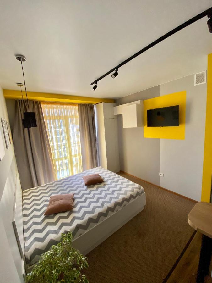 Belvederska Apartment 2 イヴァーノ＝フランキーウシク エクステリア 写真