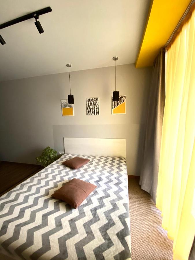 Belvederska Apartment 2 イヴァーノ＝フランキーウシク エクステリア 写真