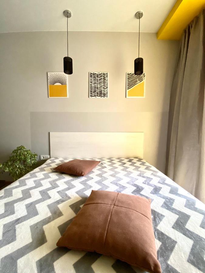 Belvederska Apartment 2 イヴァーノ＝フランキーウシク エクステリア 写真